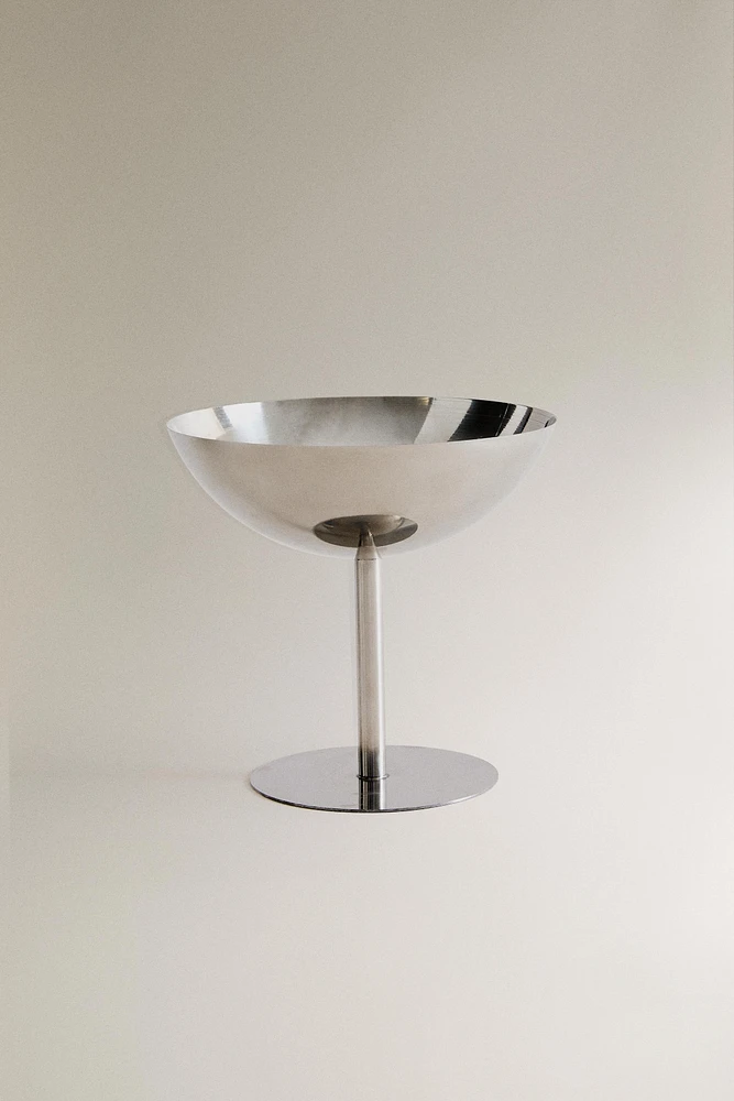 SHINY METAL WINE GLASS
