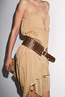 LEATHER BELT WITH FLORAL DETAIL
