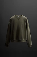 CREW NECK SWEATSHIRT