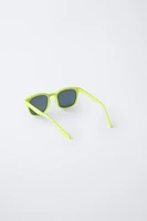 MOLDABLE SUNGLASSES
