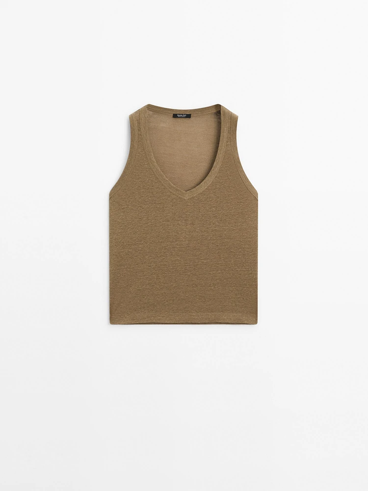 100% linen V-neck knit top