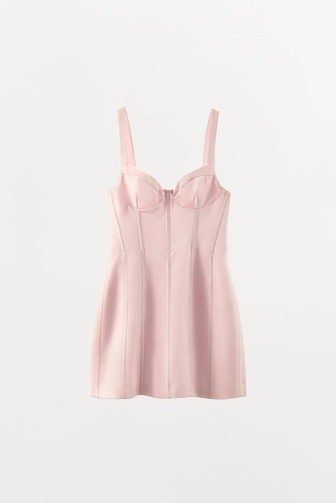 ROBE COURTE SATINÉE