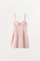 ROBE COURTE SATINÉE