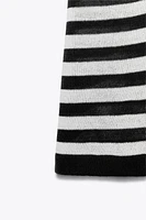 TOP OVERSIZE EN MAILLE MANCHES COURTES