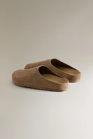 MINIMALIST LEATHER CLOGS