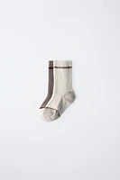 LOT DE DEUX PAIRES CHAUSSETTES