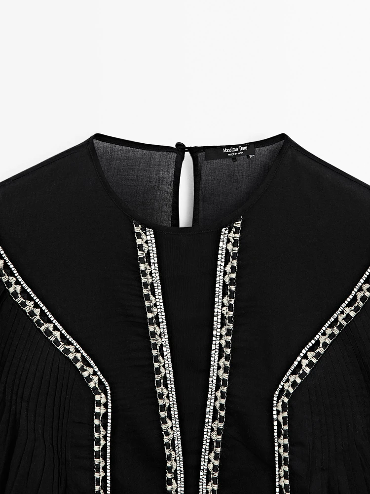 Blouse fluide avec broderies