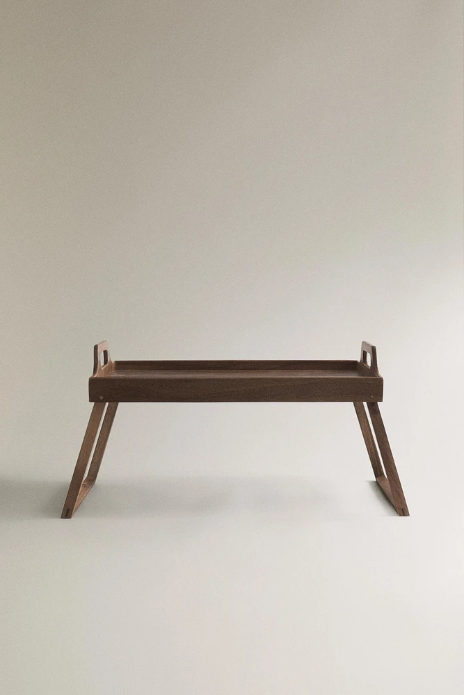 FOLDABLE TRAY WITH HANDLES