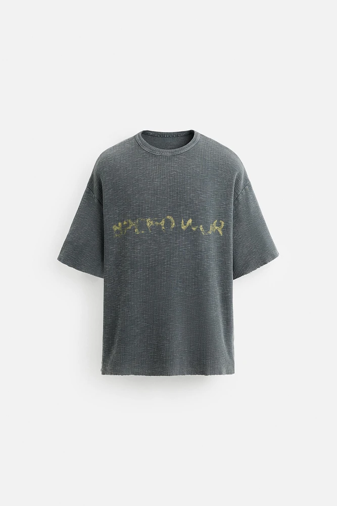T-SHIRT MAILLES IMPRIMÉ DÉLAVÉ
