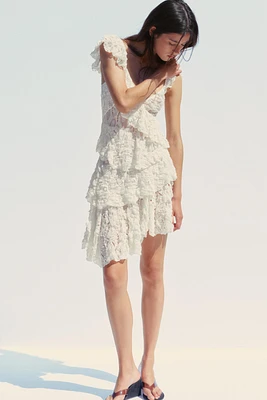 LACE RUFFLE DRESS