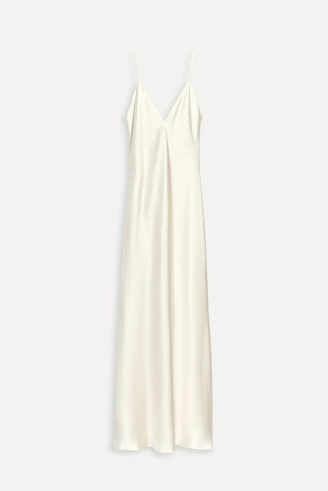 ROBE MI-LONGUE SATINÉE 50E ANNIVERSAIRE