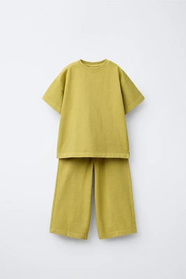 ENSEMBLE T-SHIRT ET PANTALON LARGE UNI