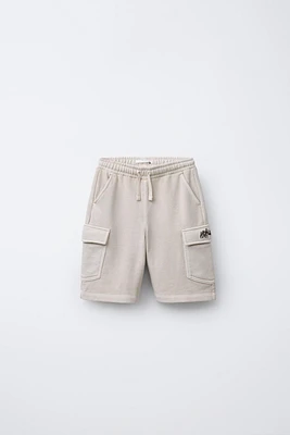 GRAFFITI CARGO PLUSH SHORTS