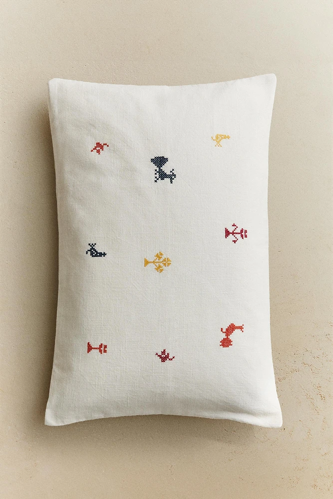HOUSSE DE COUSSIN MINI BRODERIE