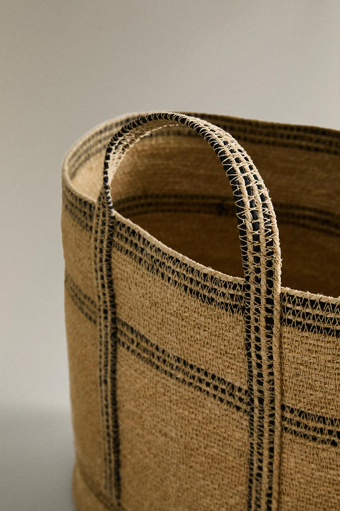 SEAGRASS BASKET WITH HANDLES