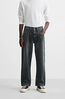 LOOSE STRAIGHT FIT JEANS