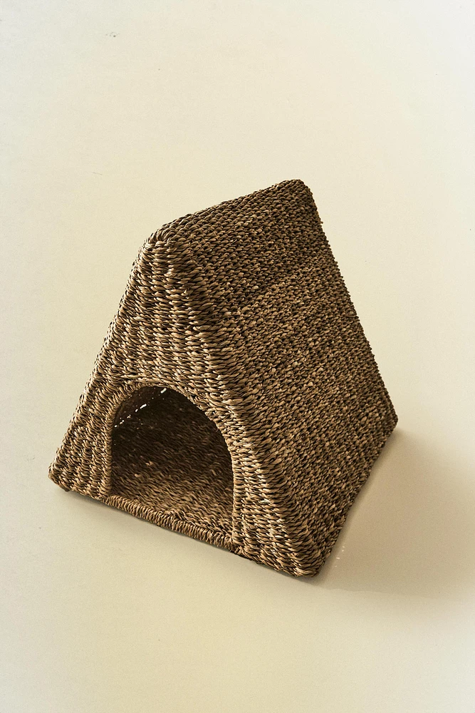 SEAGRASS PET HOUSE