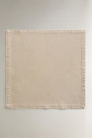 SCALLOPED NAPKINS (PACK OF 2)