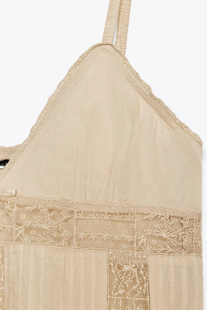 EMBROIDERED TOP