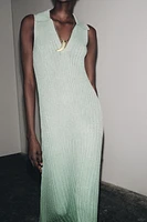ROBE LONGUE EN MAILLE COUPÉE