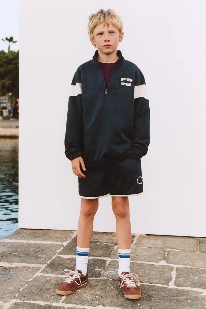 ENSEMBLE SWEAT ET BERMUDA SPORTY