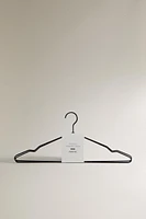 METAL HANGER (SET OF 3)