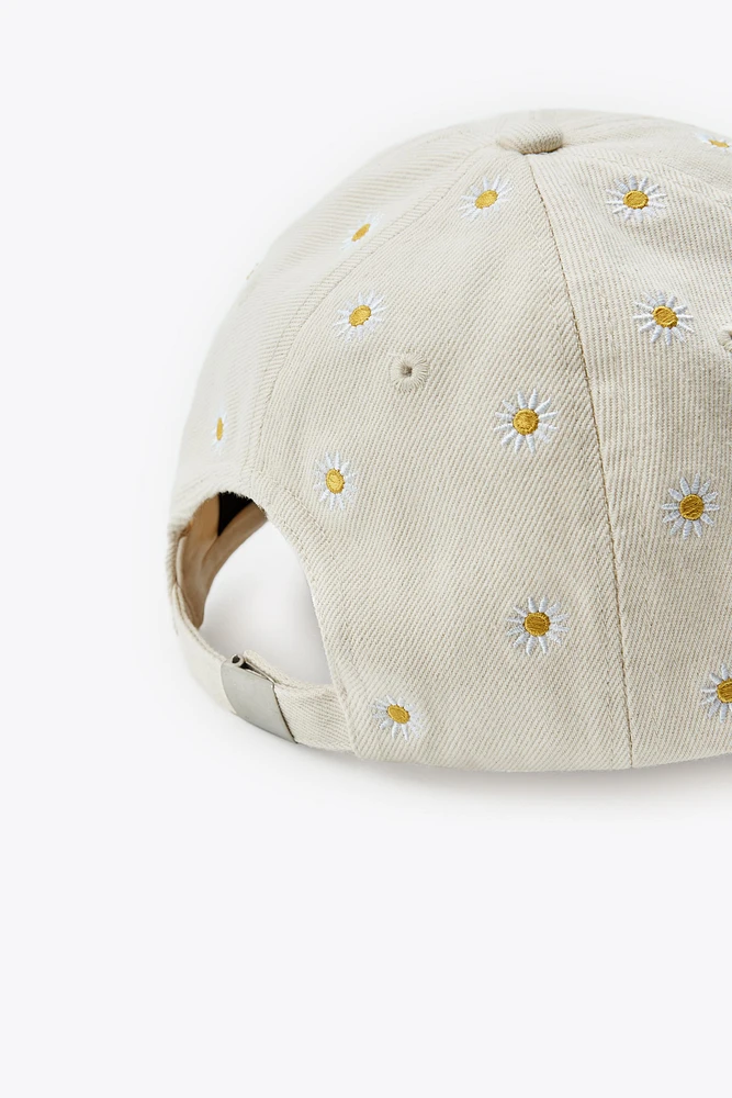 FLORAL EMBROIDERY TWILL CAP