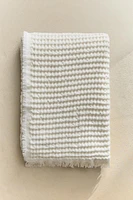 WAFFLE-EFFECT BLANKET