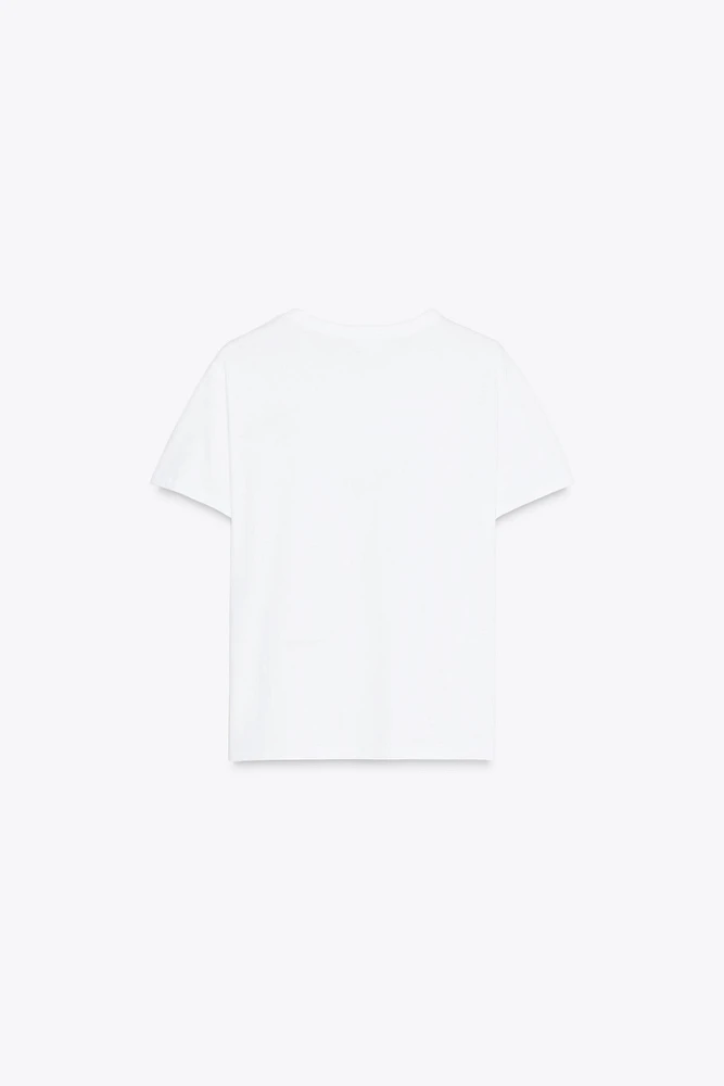 T-SHIRT À INSCRIPTION