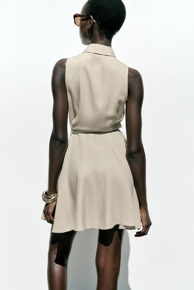 ROBE COURTE CEINTURE
