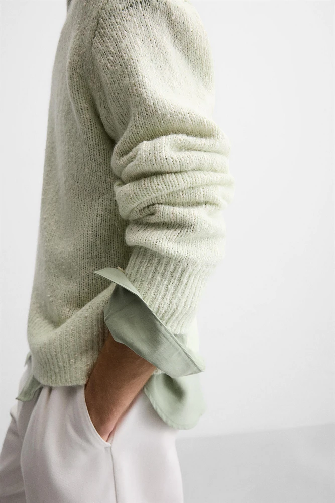 IRREGULAR TEXTURE SWEATER