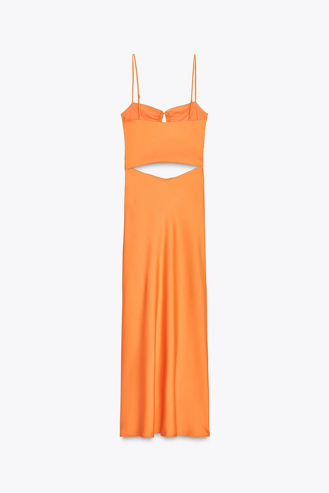 ROBE MI-LONGUE SATINÉE AJOURÉE