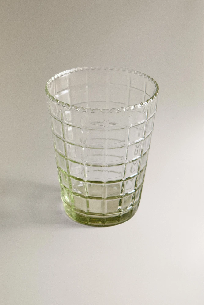 RAISED DESIGN GLASS TUMBLER
