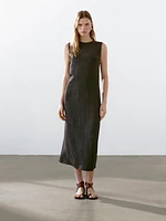 Robe midi avec coutures marquées