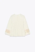 BLOUSE EN MATIÈRES VARIÉES CROCHET