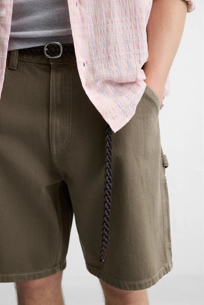 CARPENTER POCKET DENIM SHORTS