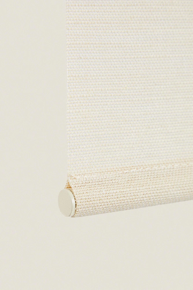 CURTAIN | MEDIUM OPACITY JUTE RETRACTABLE BLIND