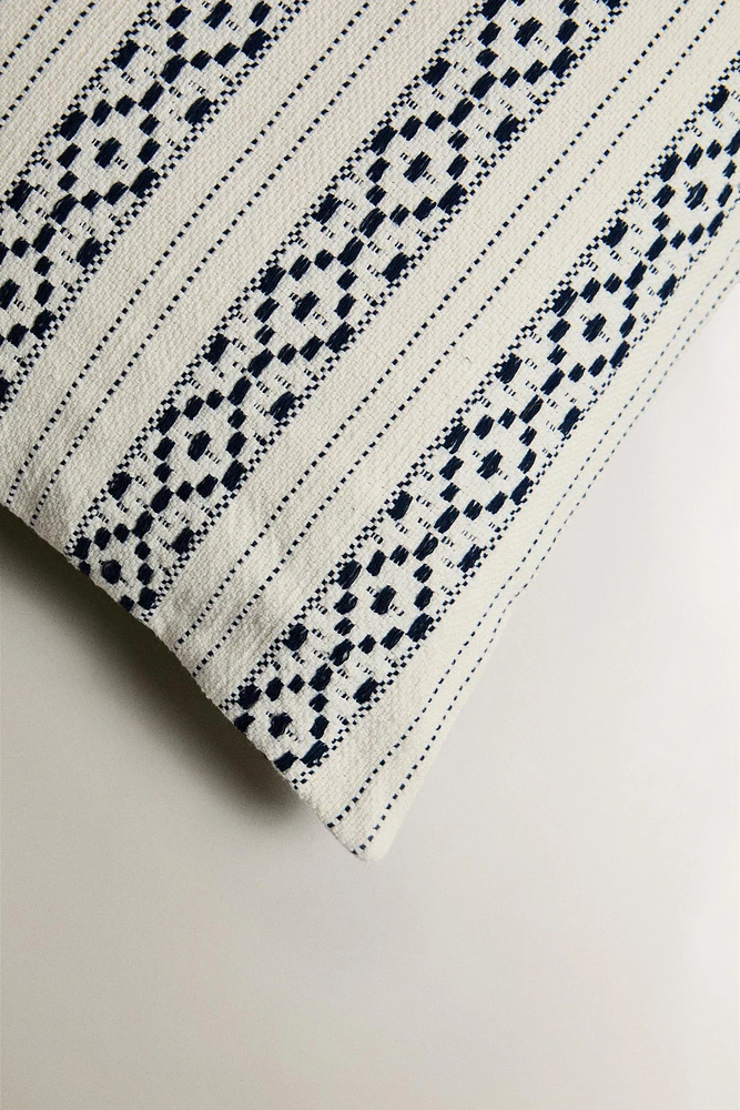 GEOMETRIC PRINT THROW PILLOW COVER