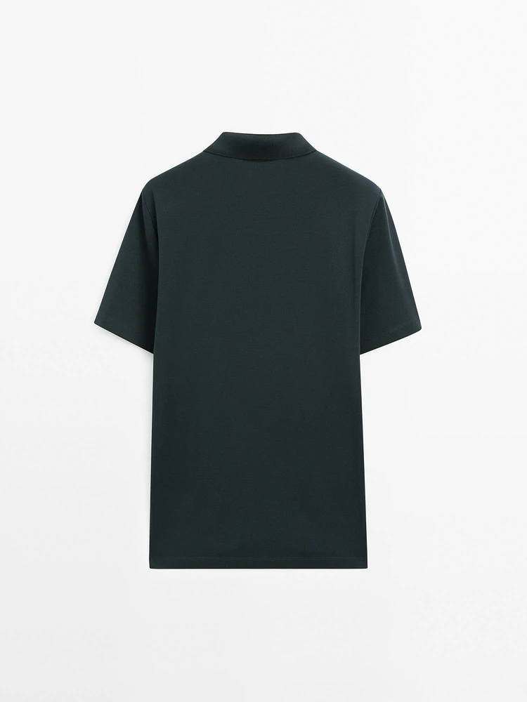 100% cotton polo shirt with micro textured weave