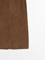Jupe midi en cuir effet daim
