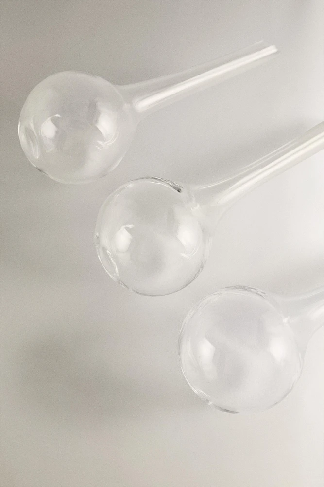 SET OF BOROSILICATE GLASS SELF-WATERING GLOBES (SET OF 3)