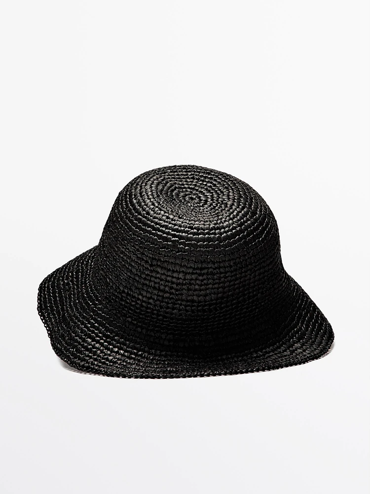 Raffia hat with bow