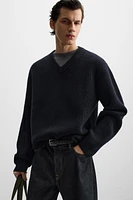 100% WOOL SWEATER