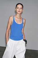 CONTRAST TRIM KNIT TOP