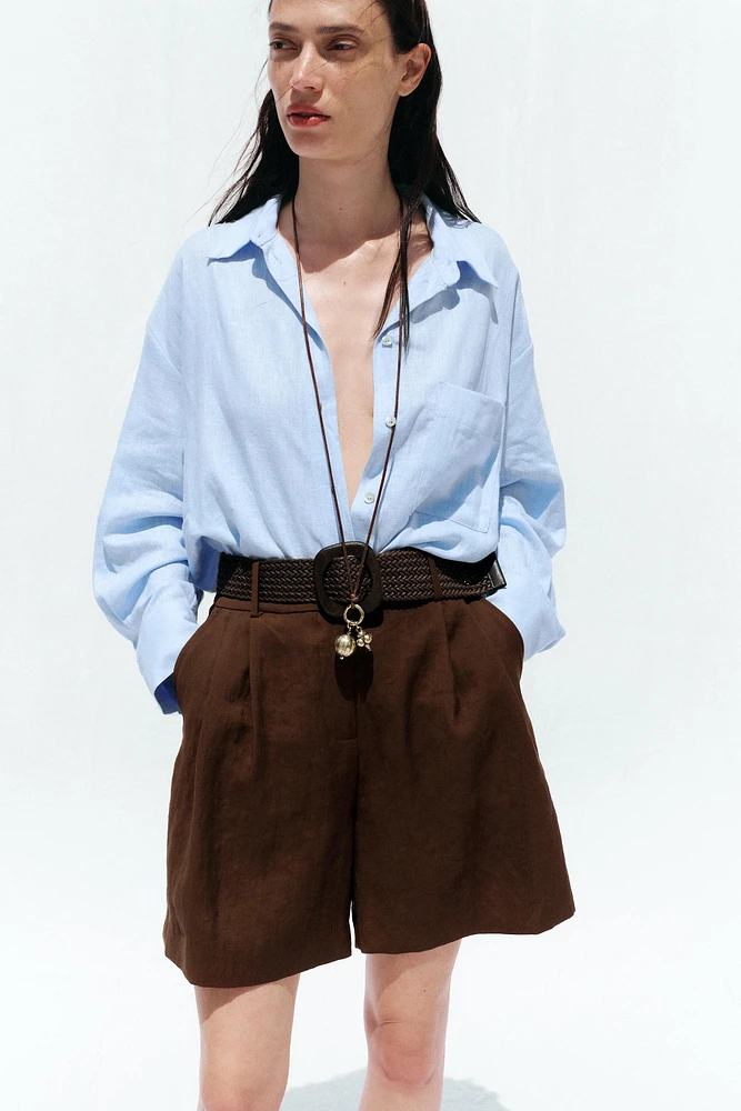 PLEATED BELT SHORTS