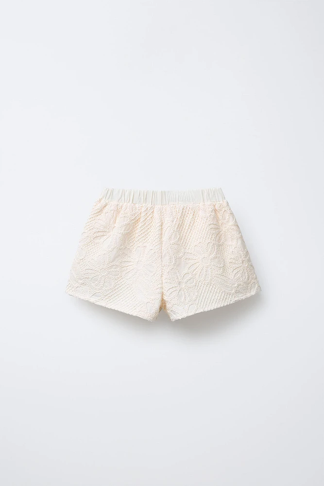 BERMUDA CROCHET