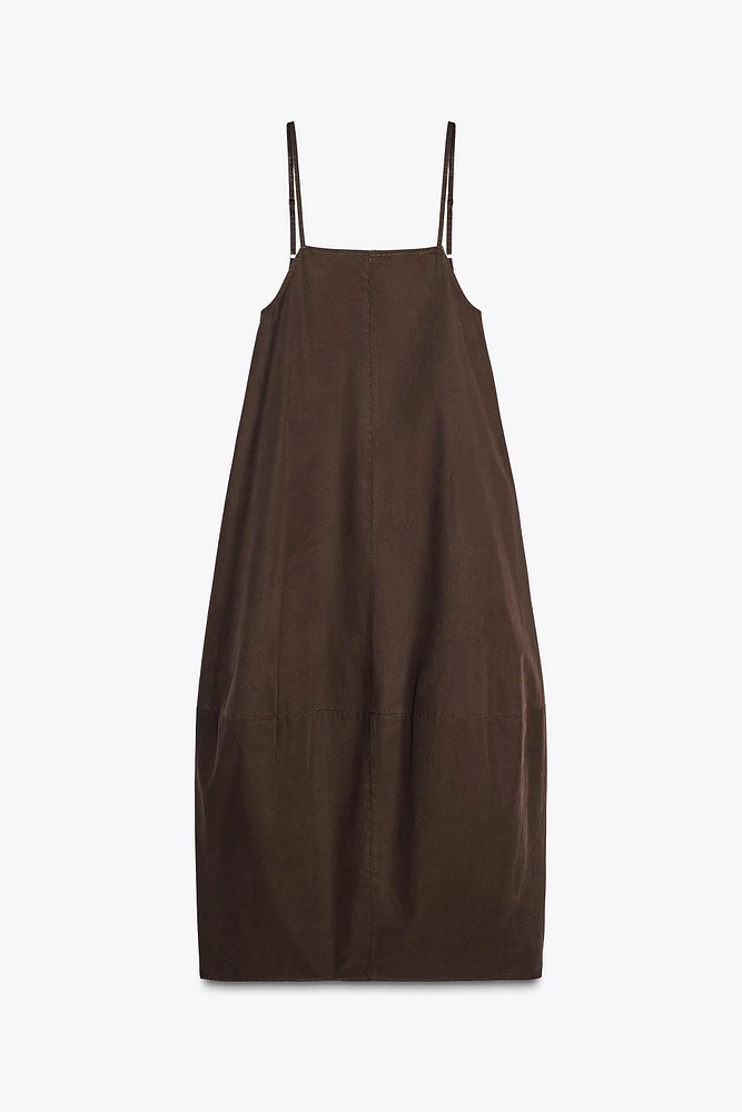 PLEATED VOLUME DRESS