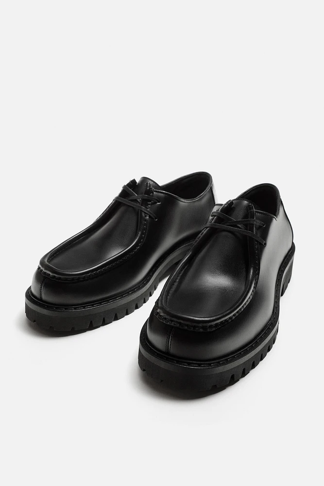 LEATHER SHOES WITH RAISED SEAM