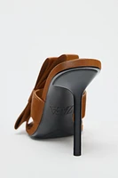 SANDALS WITH SIDE BOW