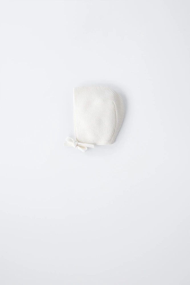 BONNET EN MAILLE